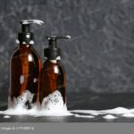 https://pixel-shot.com/en/showcase/i-7114951-0/shampoo-and-foam-on-dark-background?utm_source=chatgpt.com